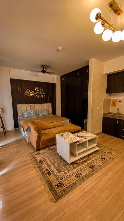 Caramel Dlf My Pad Aparthotel Lucknow Luaran gambar